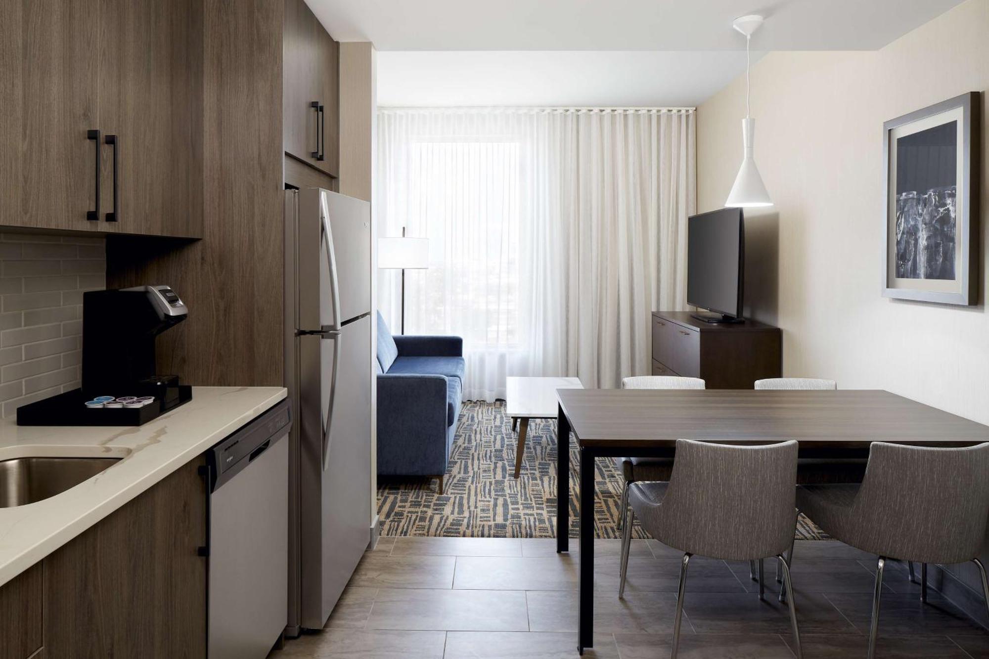 Homewood Suites By Hilton Montreal Midtown Extérieur photo